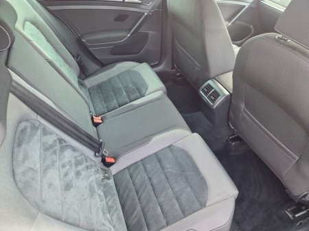 2015 Volkswagen Golf - thumbnail 9