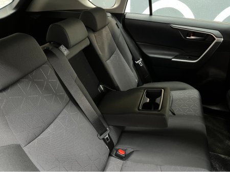 2024 Toyota Rav4 €45950 2024 TOYOTA RAV4 HYBRID X 2.5 AUTOMATIC / CRUISE CONTROL / REVERSE CAMERA AND MORE €45,950 thumbnail