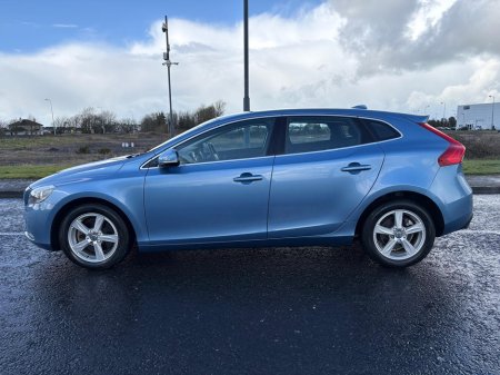 2014 Volvo V40 - thumbnail 2