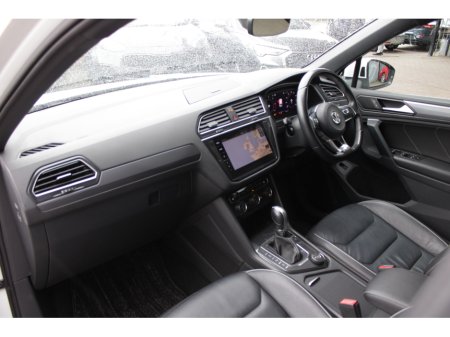 2019 Volkswagen Tiguan - thumbnail 22