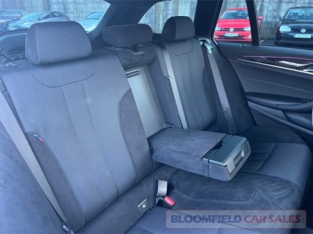 2017 BMW 5 Series - thumbnail 31