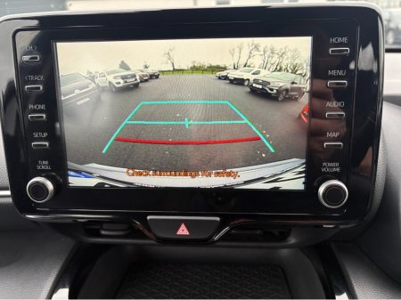 2023 Toyota Yaris Cross 1.5 Hybrid LUNA 4DR AUTO €21,950 thumbnail