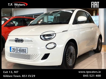 2025 Fiat 500e ICON - 42KWH - NEARLY NEW - FREE HOME CHARGER €22,850