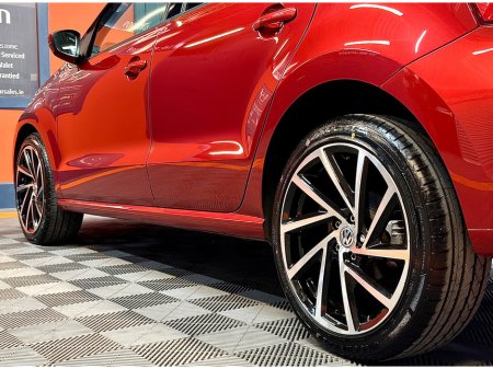 2016 Volkswagen Polo - thumbnail 20