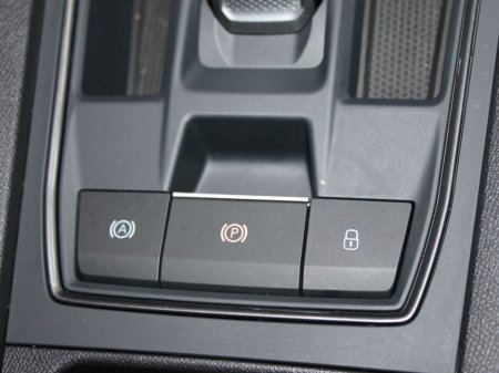 2022 Cupra Formentor E-hyb E-hybrid 204HP DSG 5DR Auto €26,950 thumbnail