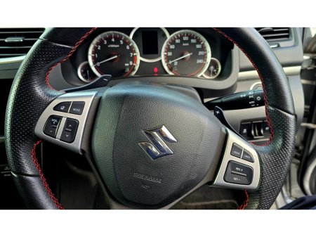 2013 Suzuki Swift - thumbnail 22