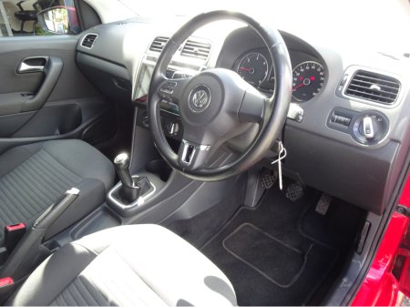 2012 Volkswagen Polo - thumbnail 20