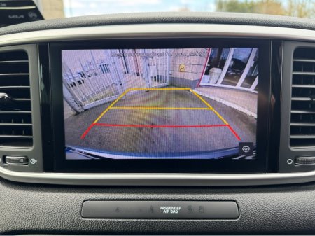 2021 Kia Sportage - thumbnail 18