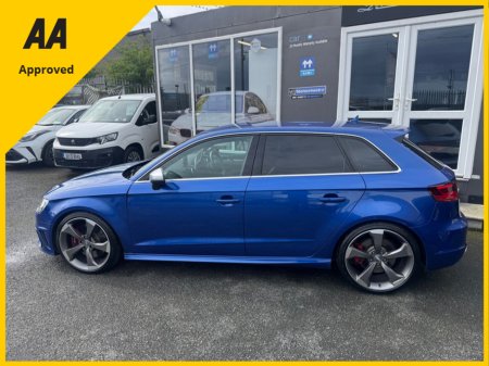 2015 Audi S3 - thumbnail 3