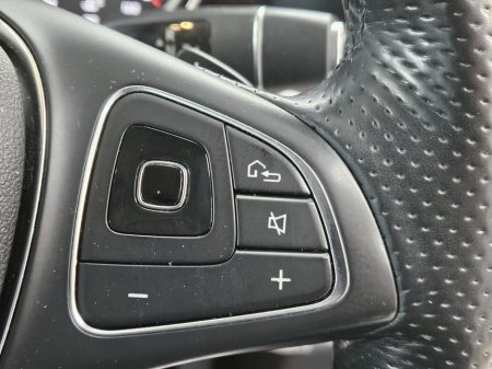 2018 Mercedes-Benz E Class - thumbnail 11