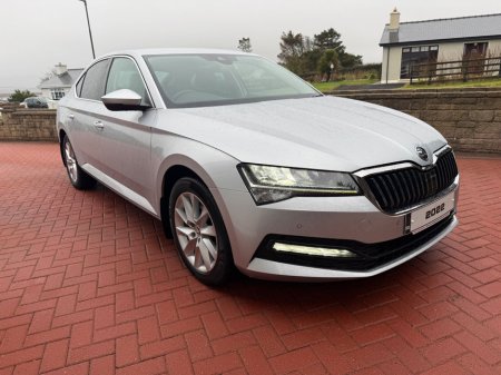 2022 Skoda Superb - thumbnail 4