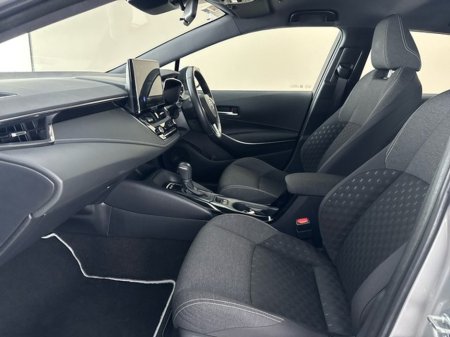 2023 Toyota Corolla HYBRID LUNA T/S €27,950 thumbnail