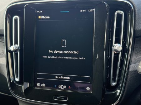 2022 Volvo XC40 - thumbnail 14