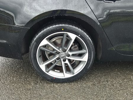 2018 Audi A4 - thumbnail 13