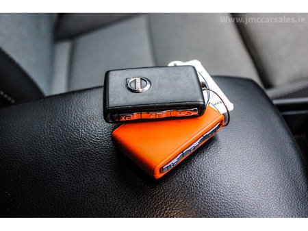 2022 Volvo XC40 T4 PHEV 211hp AT7 Plus bright €26,950 thumbnail