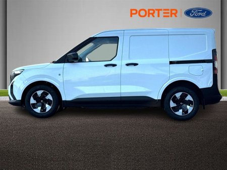 2026 Ford Courier FULL EV 43KWH 136ps *price ex vat* €31,419 thumbnail
