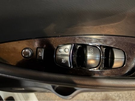 2020 Nissan Leaf - thumbnail 6