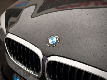 2017 BMW 5 Series - thumbnail 22