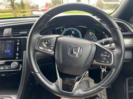 2018 Honda Civic - thumbnail 12