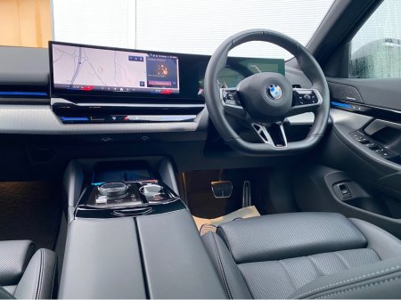 2024 BMW 5 Series 520i MSPORT 4DR AUTO €55,995 thumbnail