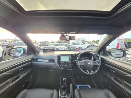 2019 Mitsubishi Outlander OUTL 4WD MT BLACK LINE 4DR €25,950 thumbnail