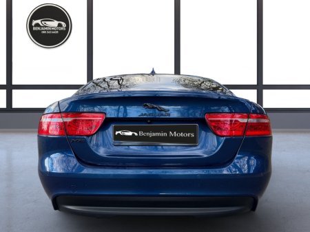 2015 Jaguar XE - thumbnail 5