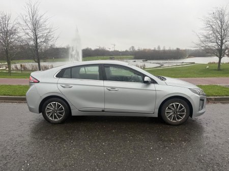 2021 Hyundai Ioniq PREMIUM EV 134BHP 5DR AU AUTO €14,950 thumbnail