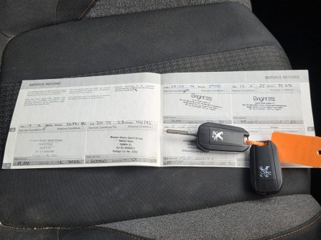 2020 Peugeot 3008 - thumbnail 9