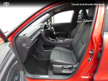 2024 Lexus LBX Hybrid Emotion €38,950 thumbnail