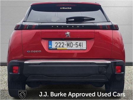 2022 Peugeot 2008 - thumbnail 5