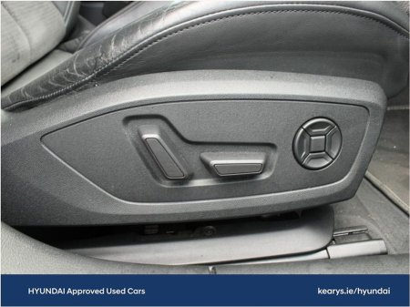 2023 Audi A6 40TDI S tronic SLine QUATTRO BLACK EDITION €49,795 thumbnail