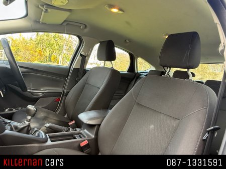 2015 Ford Focus - thumbnail 12