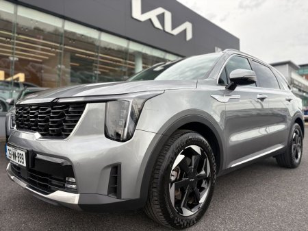 2025 Kia Sorento - thumbnail 1