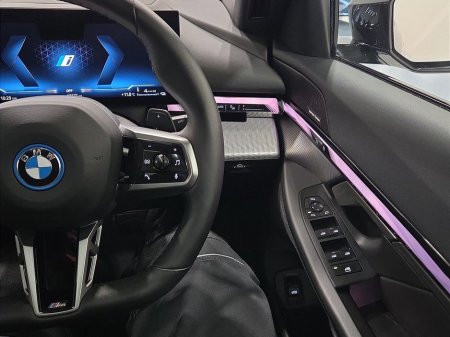 2025 BMW 5 Series 530 E M Sport Auto 530 e M Sport 530 e eDrive 22.1 kWh PHEV 299 184BHP /135 kw Auto Start/Stop thumbnail