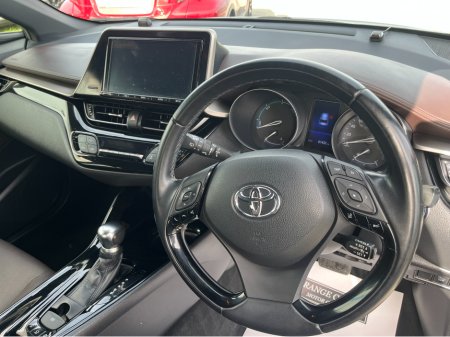 2017 Toyota C-HR - thumbnail 8