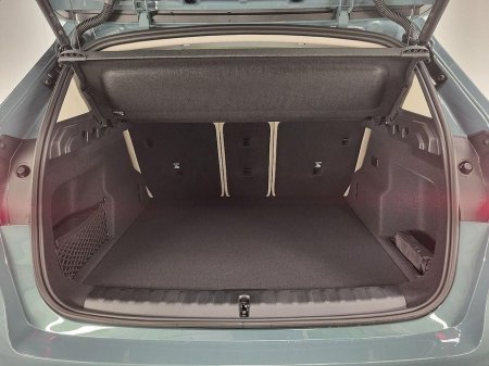 2025 BMW iX1 - thumbnail 13