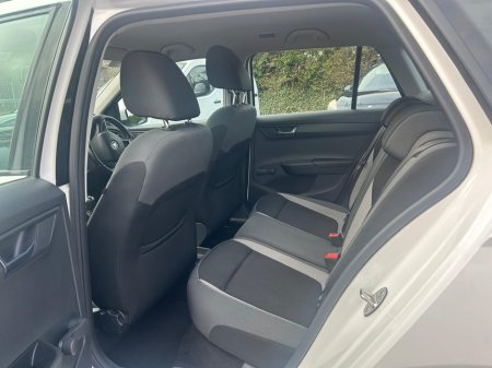 2016 Skoda Fabia - thumbnail 8