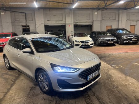 2023 Ford Focus TITANIUM 1.0T 125 M6 4DR €20,999 thumbnail