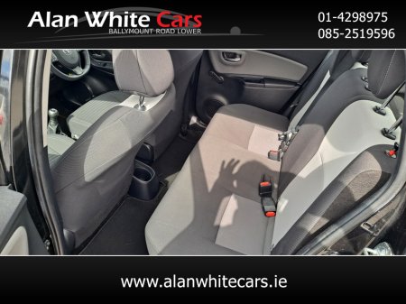 2019 Toyota Yaris High Spec  1.0 LUNA EDITION 5DR €11,950 thumbnail