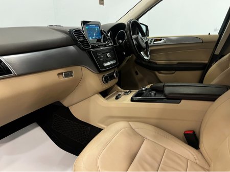 2017 Mercedes-Benz GL Class - thumbnail 20