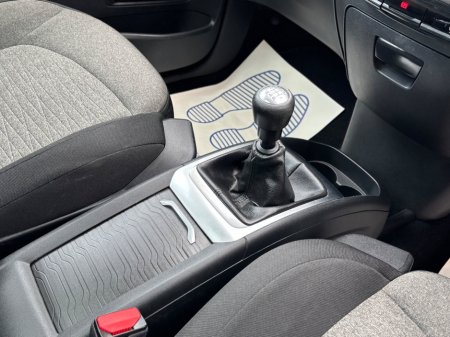 2015 Citroen C4 - thumbnail 6