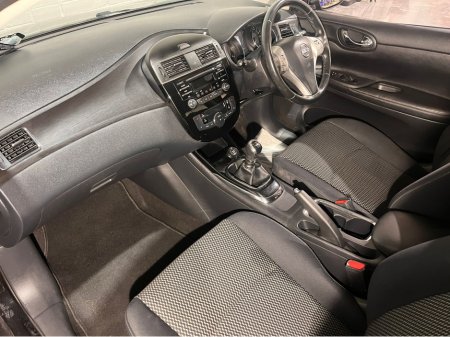 2015 Nissan Pulsar - thumbnail 19