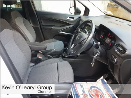 2023 Opel Crossland SRI 1.2i 83PS 5 Speed €19,995 thumbnail