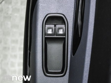 2020 Dacia Duster Blue dCi 115 Essential €13,400 thumbnail