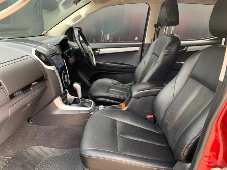 2019 Isuzu D-MAX - thumbnail 16