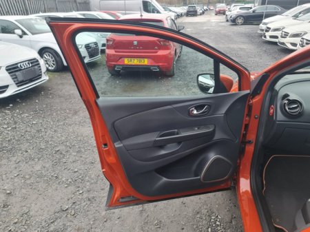 2015 Renault Captur 1.2 Petrol Automatic - 6 Month Warranty  (7526) €10,995 thumbnail