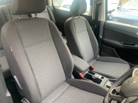 2023 Volkswagen Caddy Maxi LIFE 2.0 TDI DSG 7 SEATER // GREAT CONDITION // ONE OWNER // DOCUMENTED SERVICE HISTORY // 02/27 NCT AND €210 ROAD TAX // €38,950 thumbnail