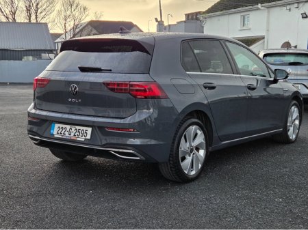 2022 Volkswagen Golf LOW MILEAGE . 2.0 D Auto STYLE Model. €28,950