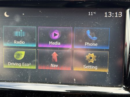 2016 Renault Clio - thumbnail 12