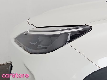 2021 Toyota Yaris Cross - thumbnail 16